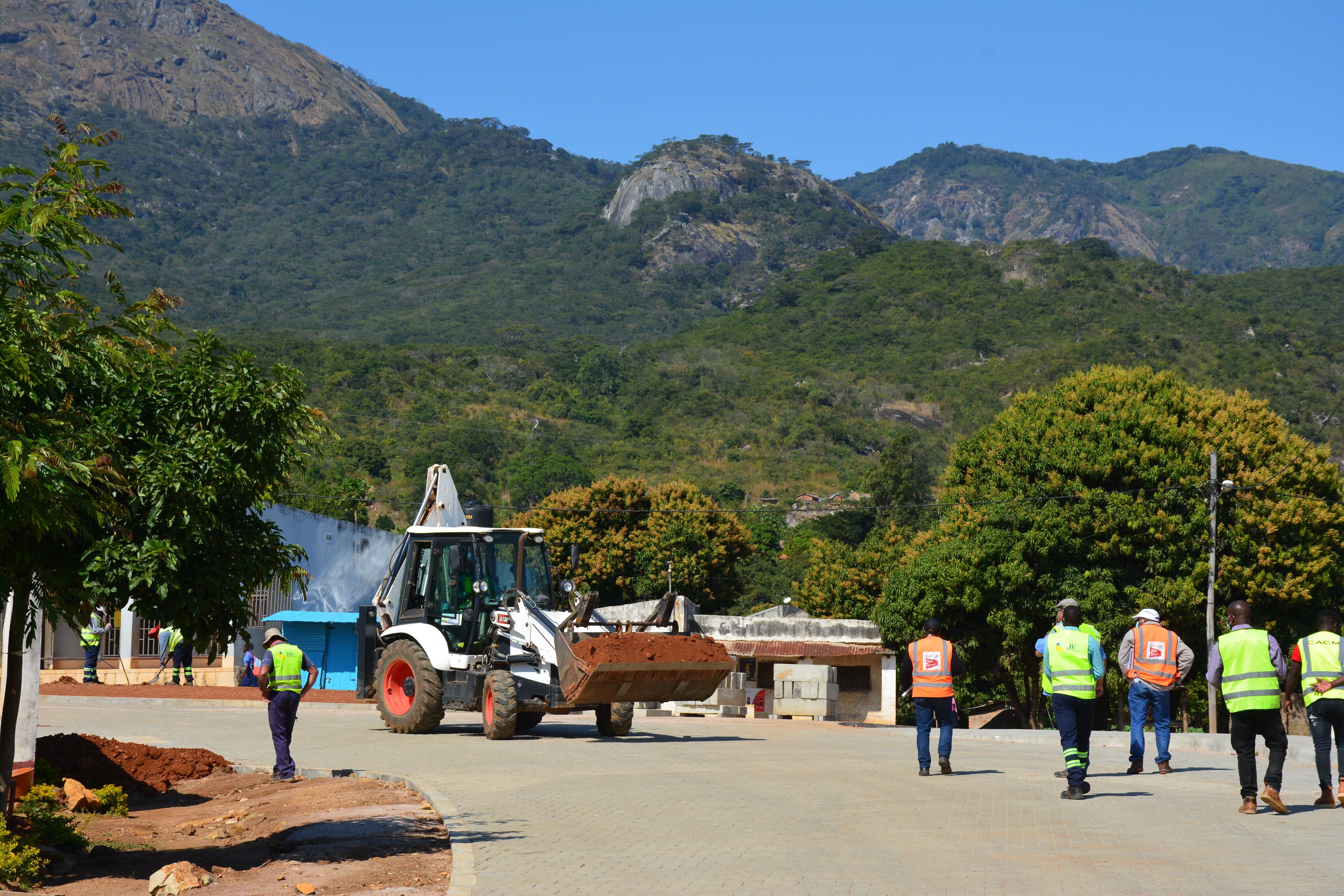 Road rehabilitation in Zambia